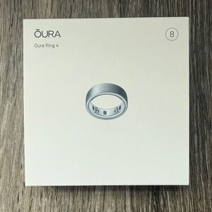 Oura Ring 4 in brushed silver-size 8